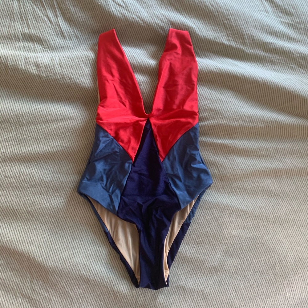 Tajana Anika Swimsuit - Picture 4 of 6